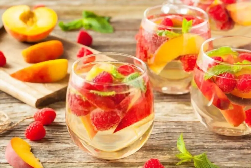 White Wine Sangria Cocktail Book A Workshop